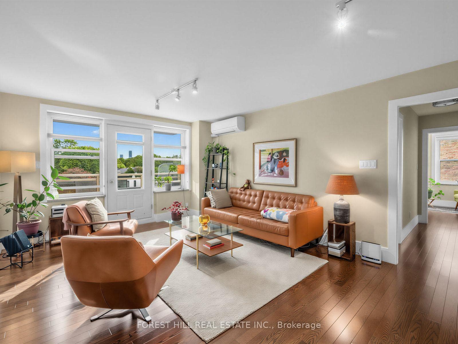 2603 Bathurst Street Unit 401