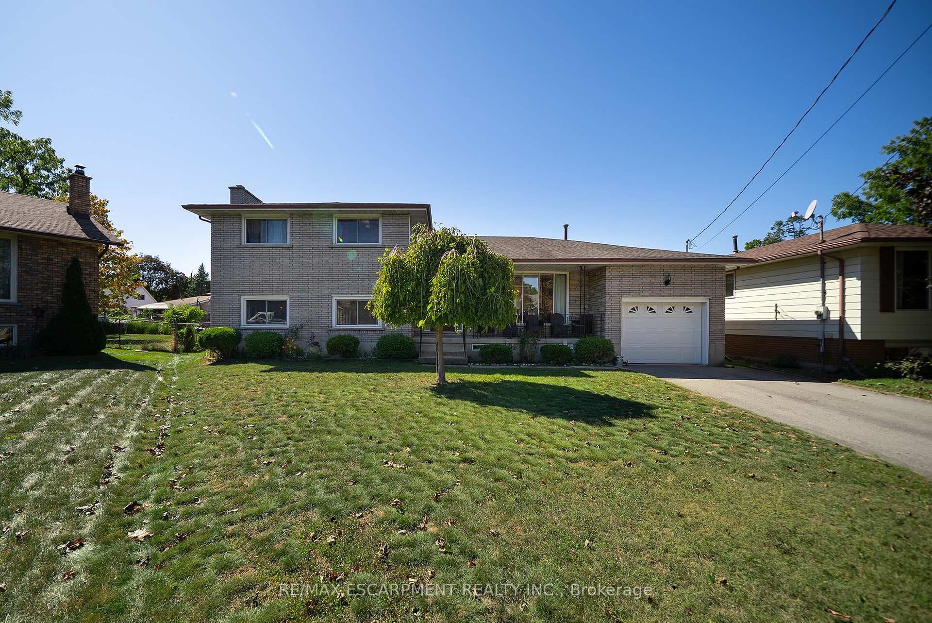 32 Avondale Crescent