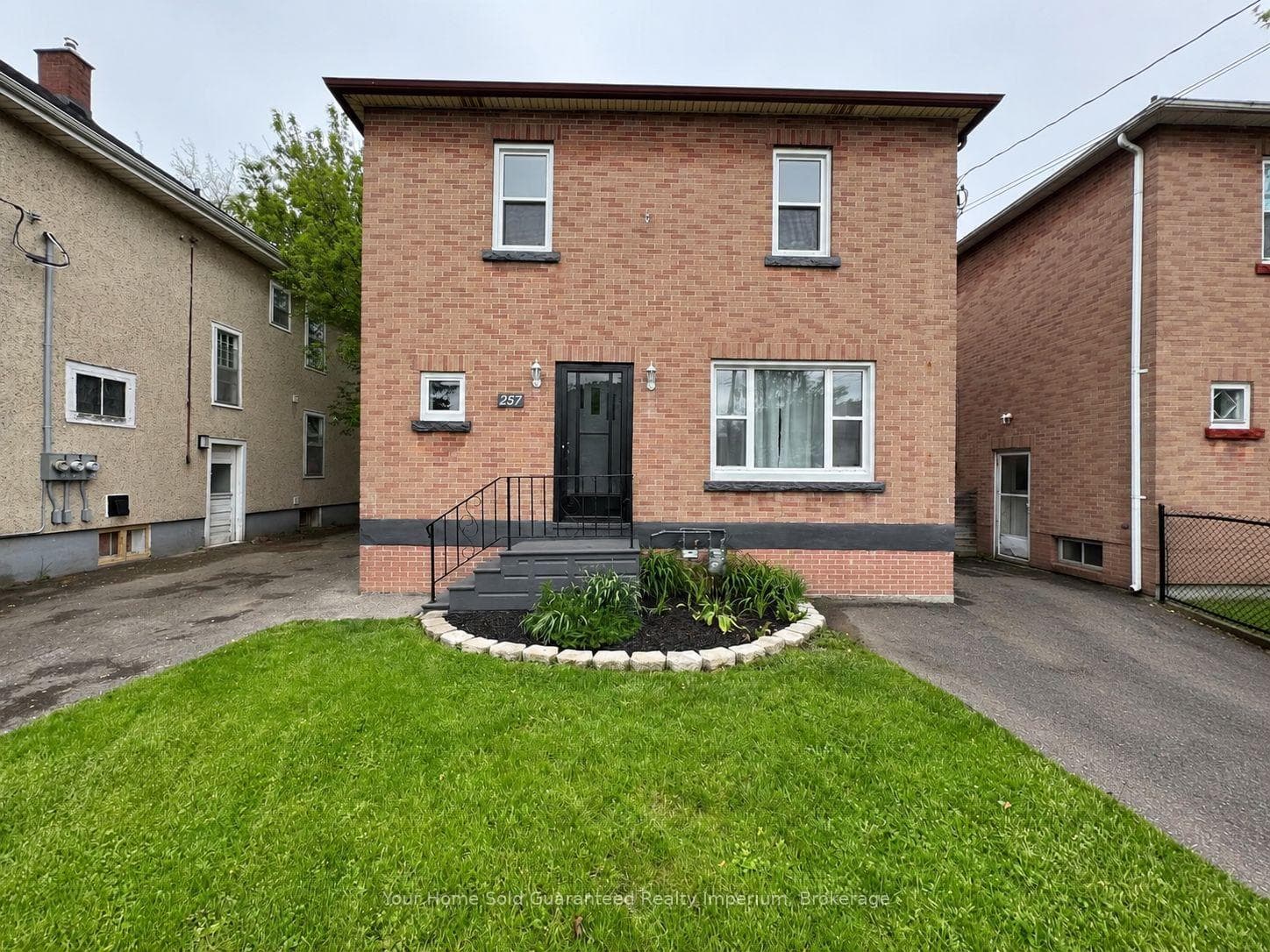257 Niagara Street Unit A