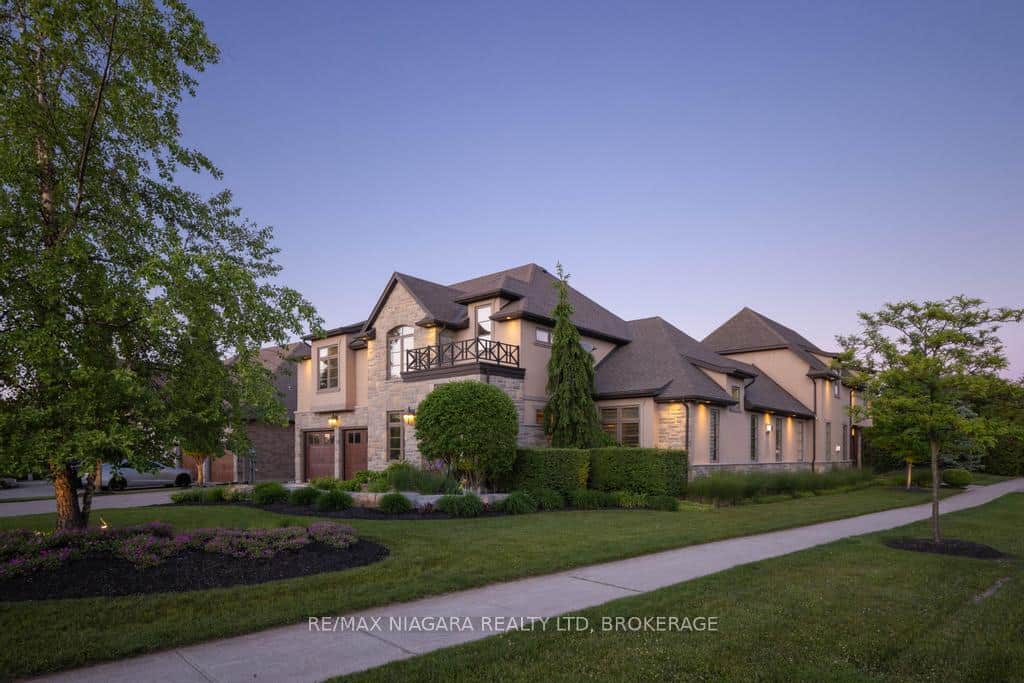 50 Sandalwood Crescent