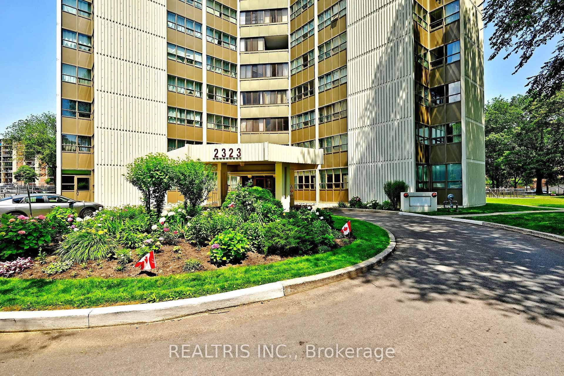 2323 Confederation Parkway Unit 807