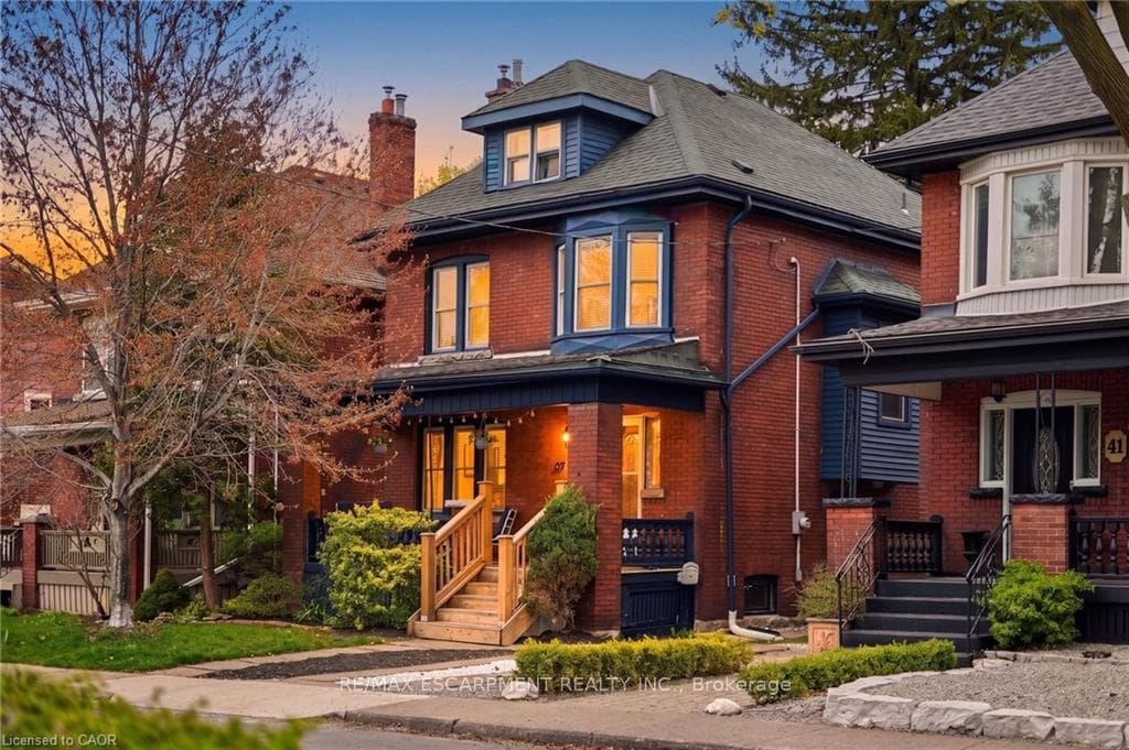 37 Connaught Avenue