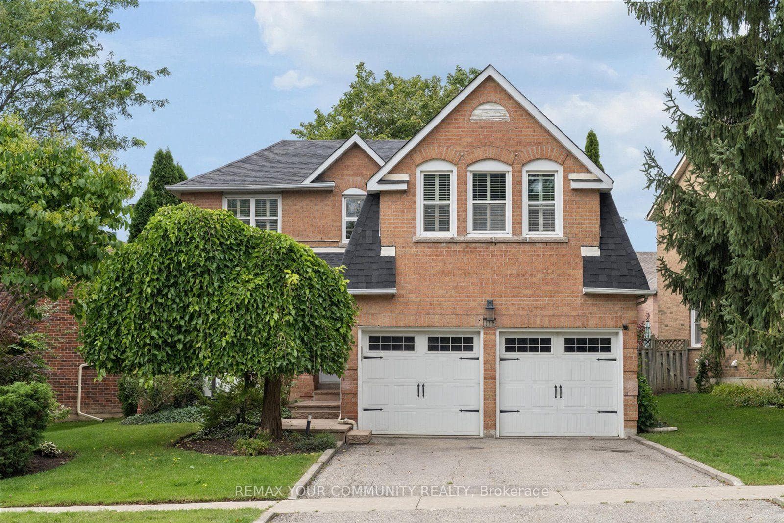 102 Edmund Seager Drive