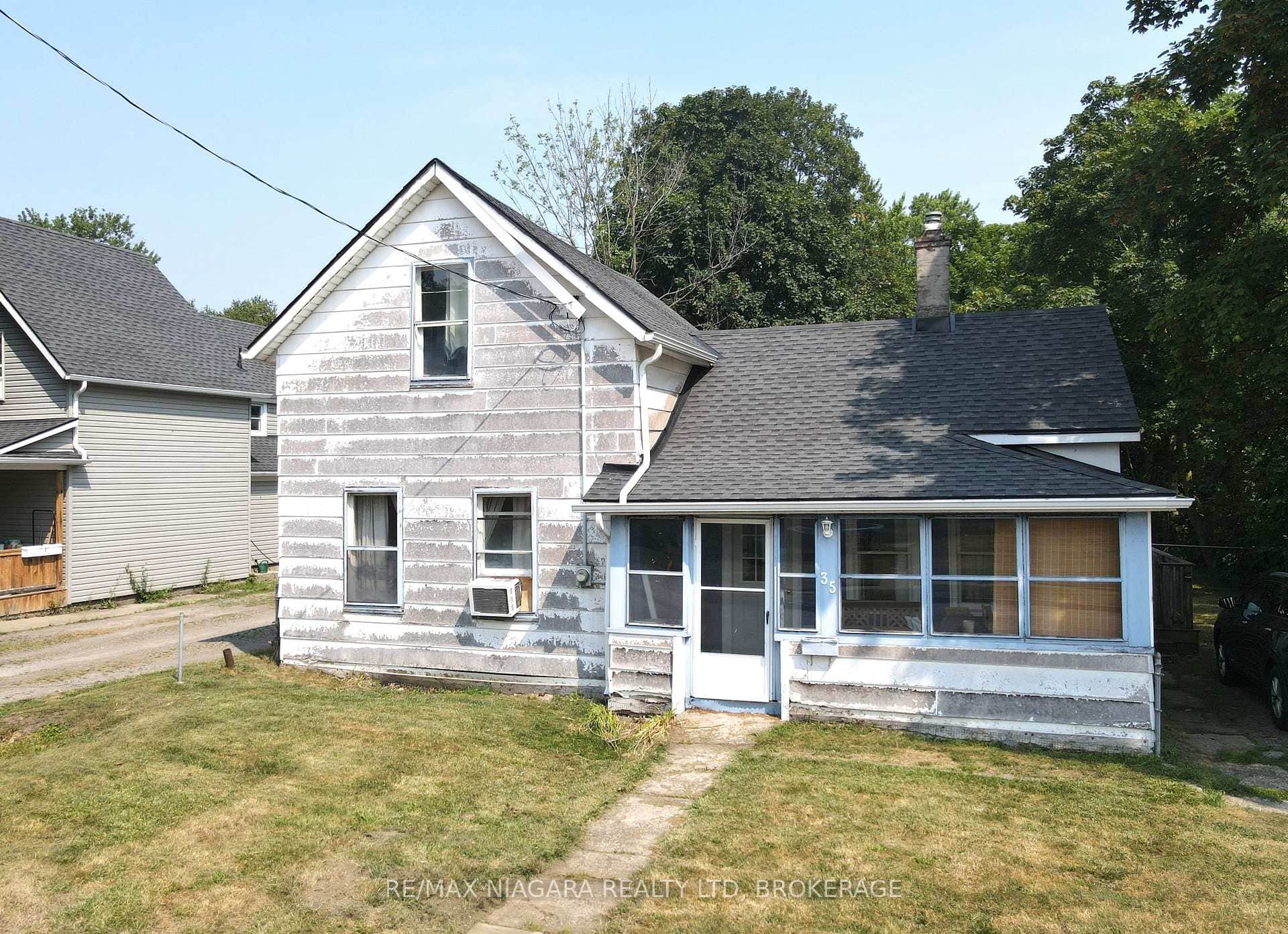 35 Forsythe Street
