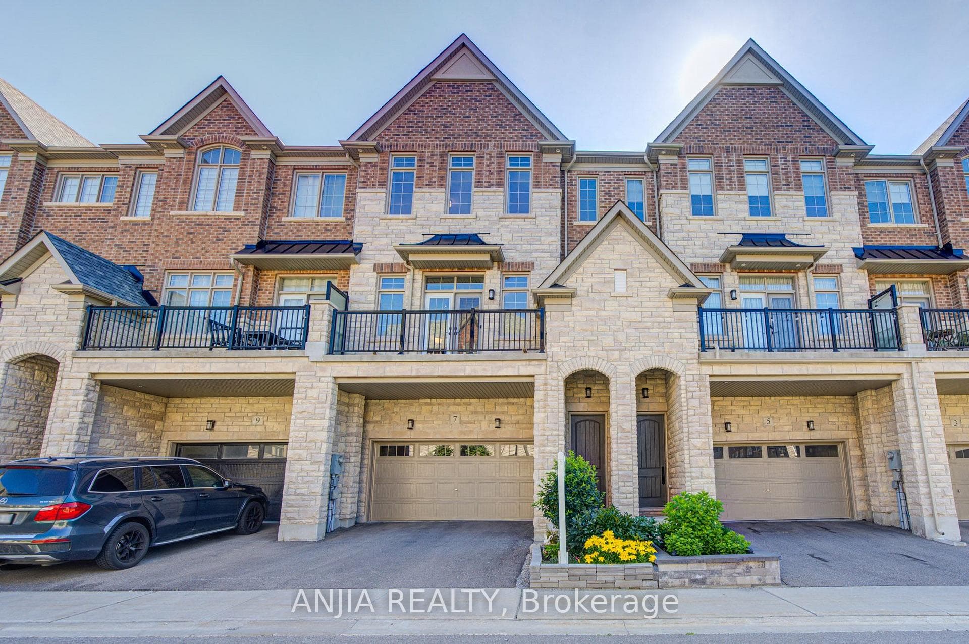 7 Beaufort Way