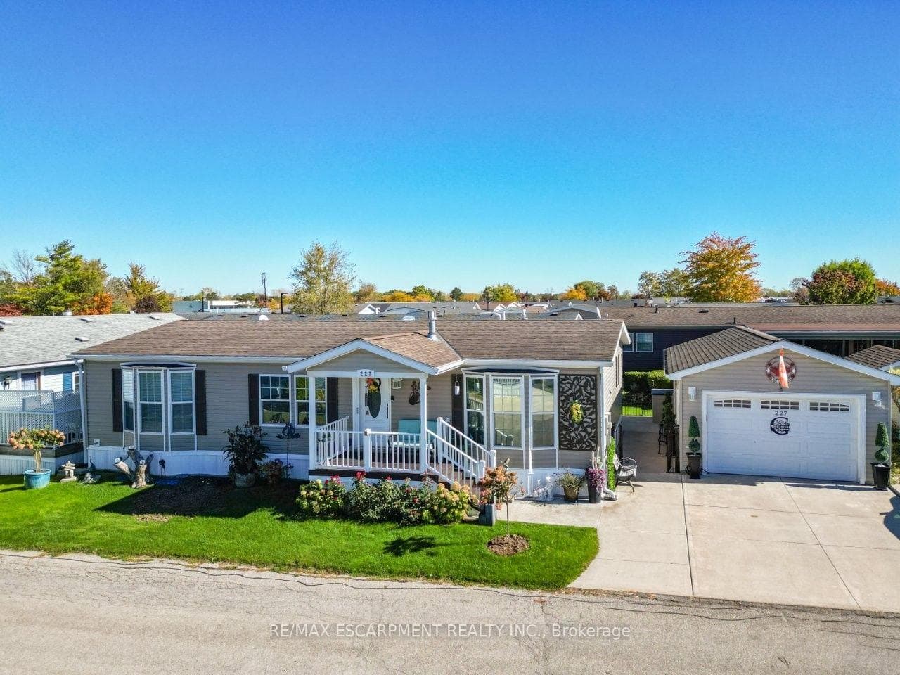 3033 Townline Road Unit 227