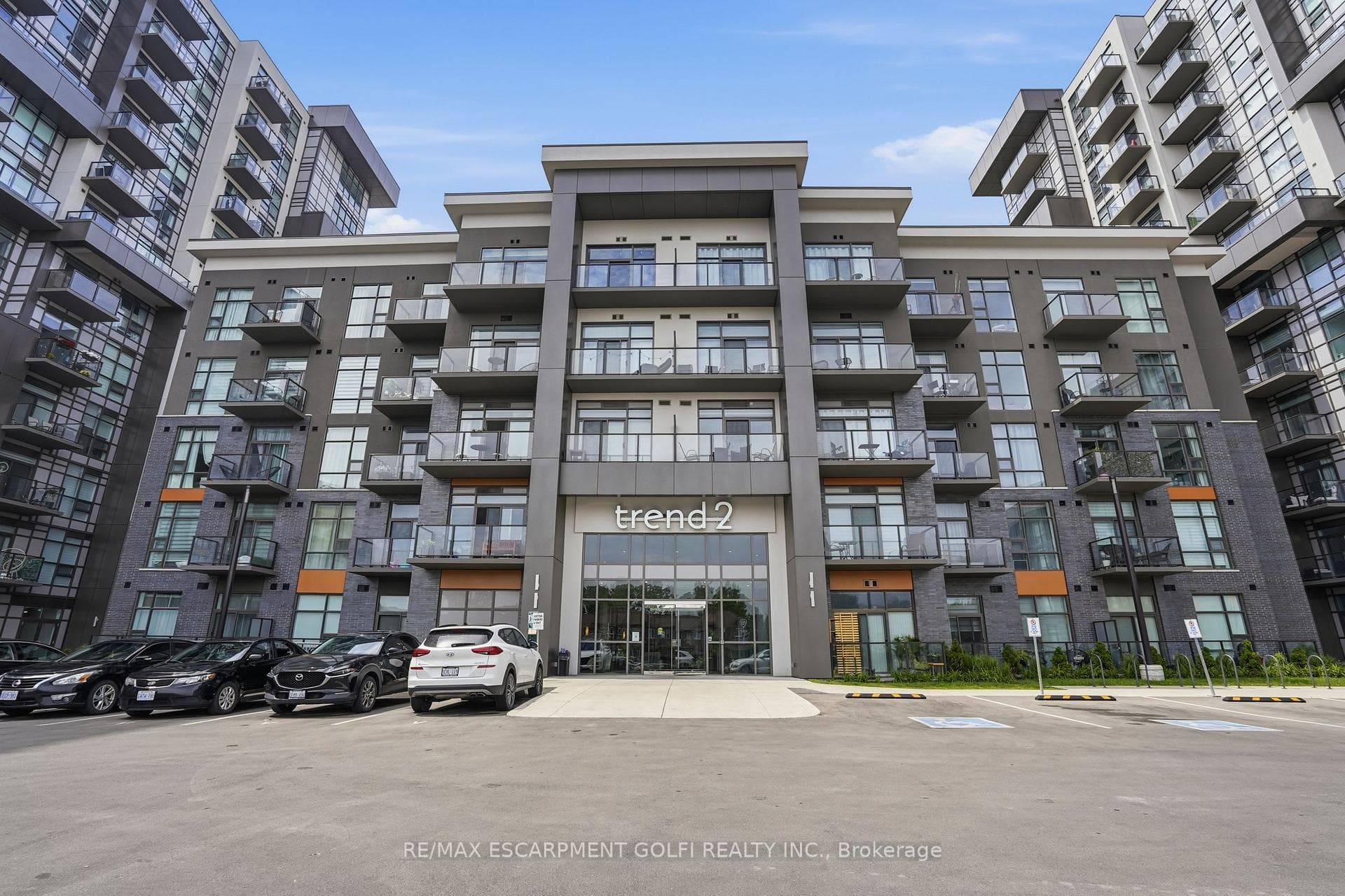 460 Dundas Street Unit 1008