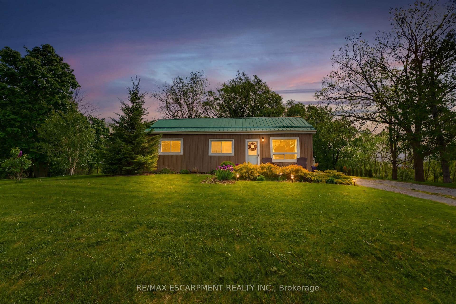 1390 Mckenzie Road
