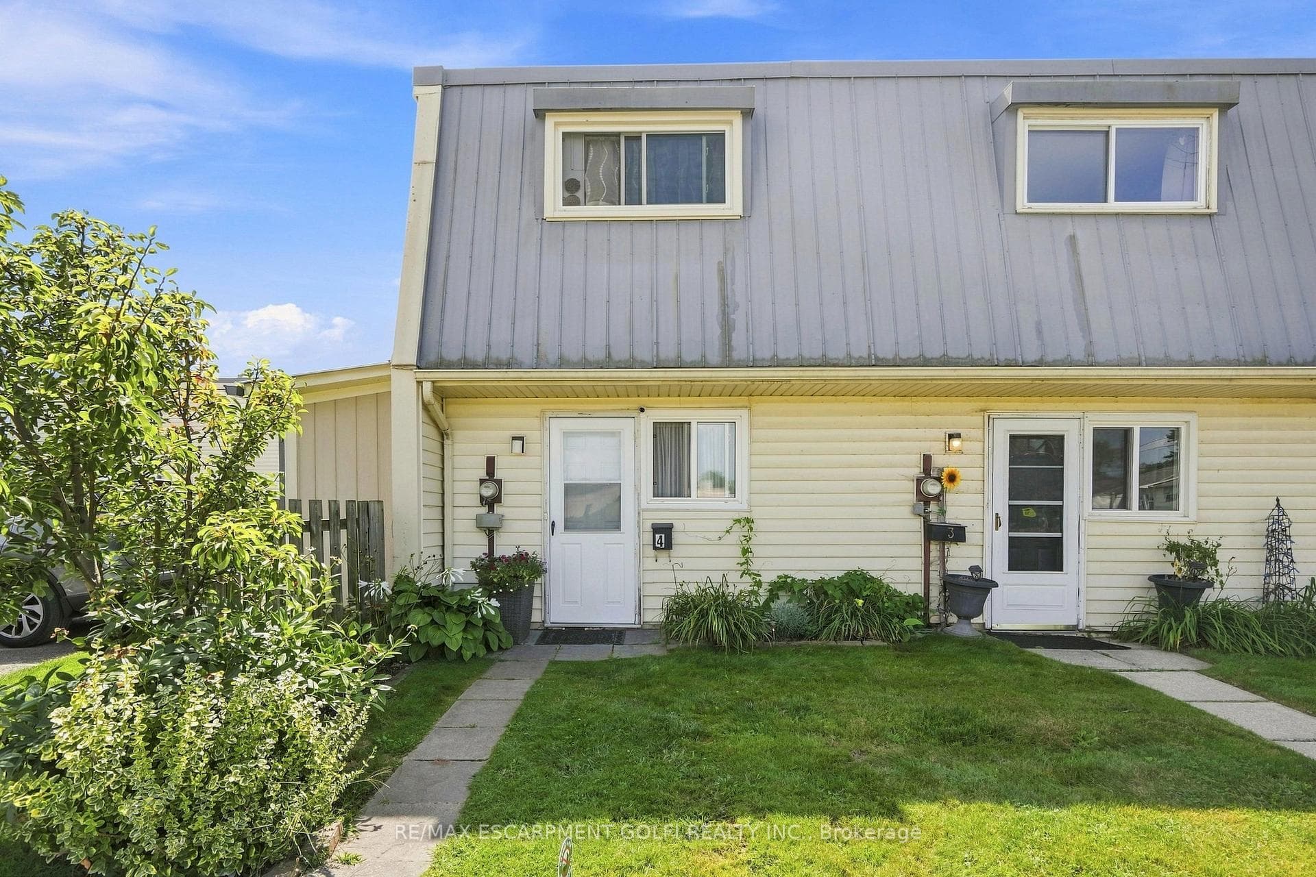 8646 Willoughby Drive Unit 4