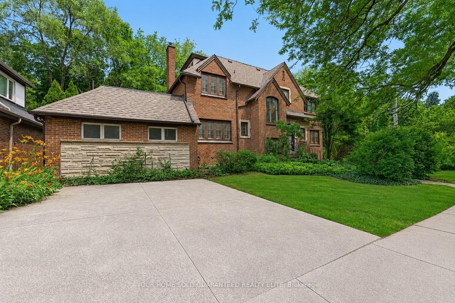 4 Forsyth Avenue