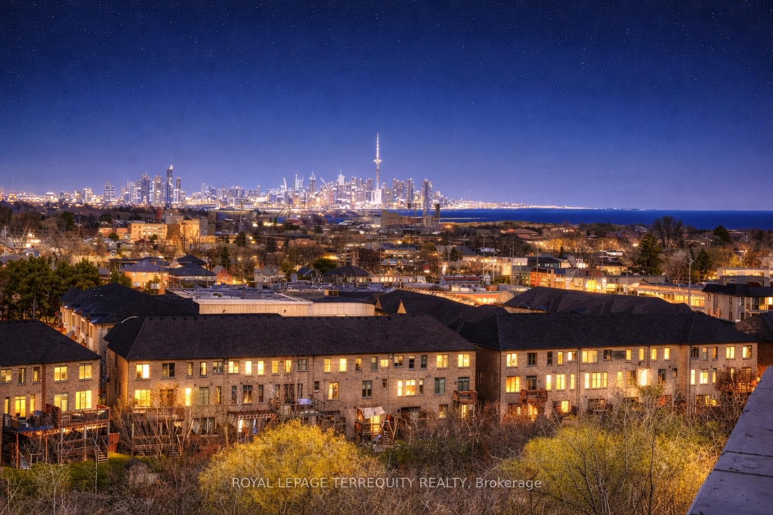 1063 Douglas McCurdy Common Unit 702