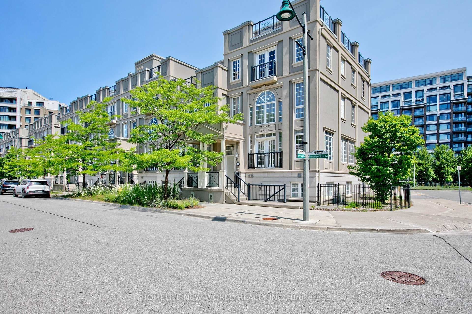 1 Mackenzie's Stand Avenue