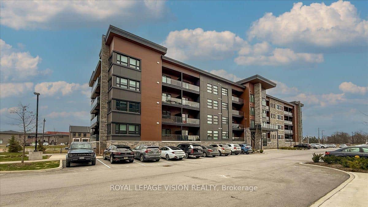 120 Summersides Boulevard Unit 207
