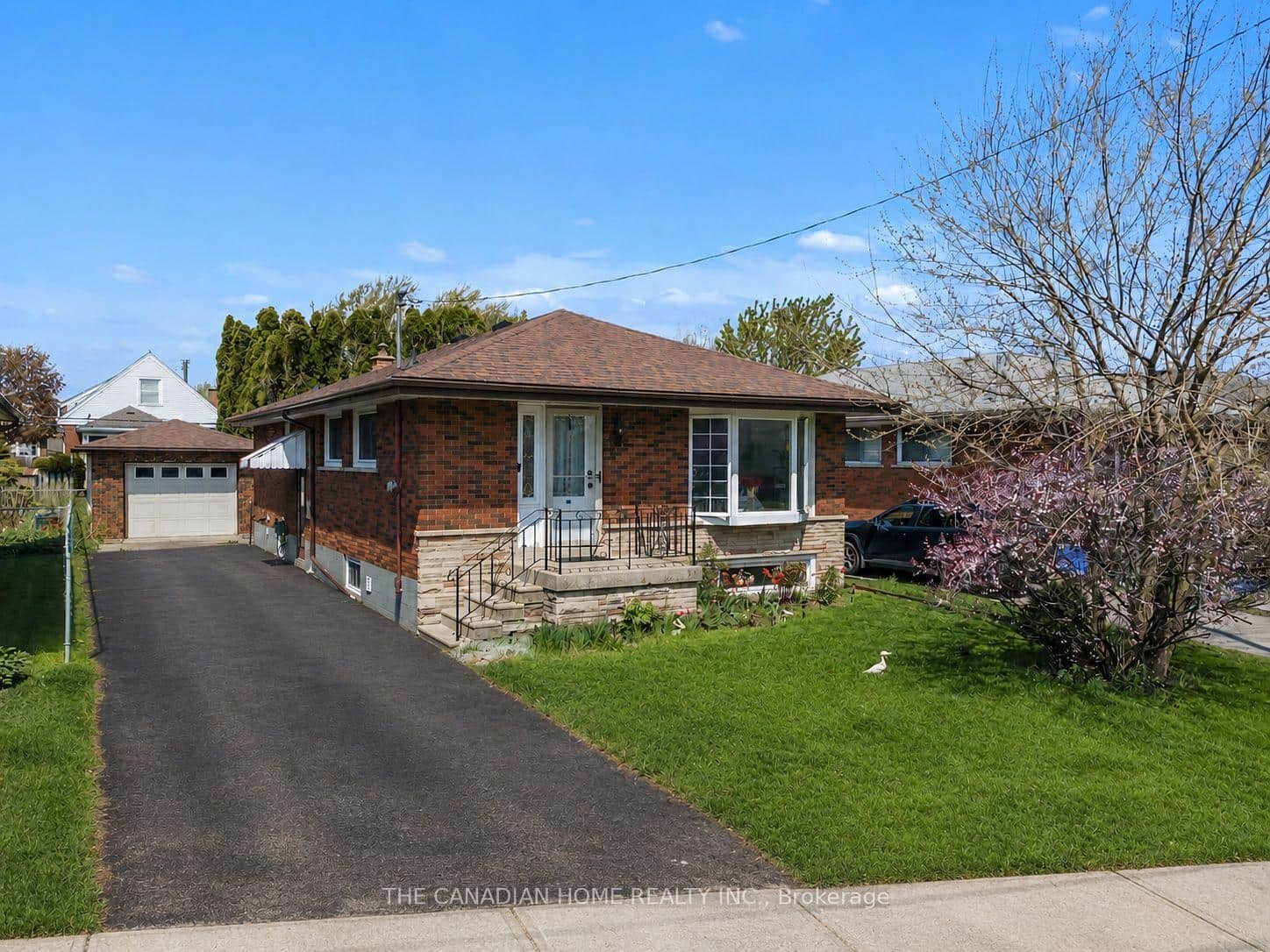 196 TUXEDO AVE Avenue