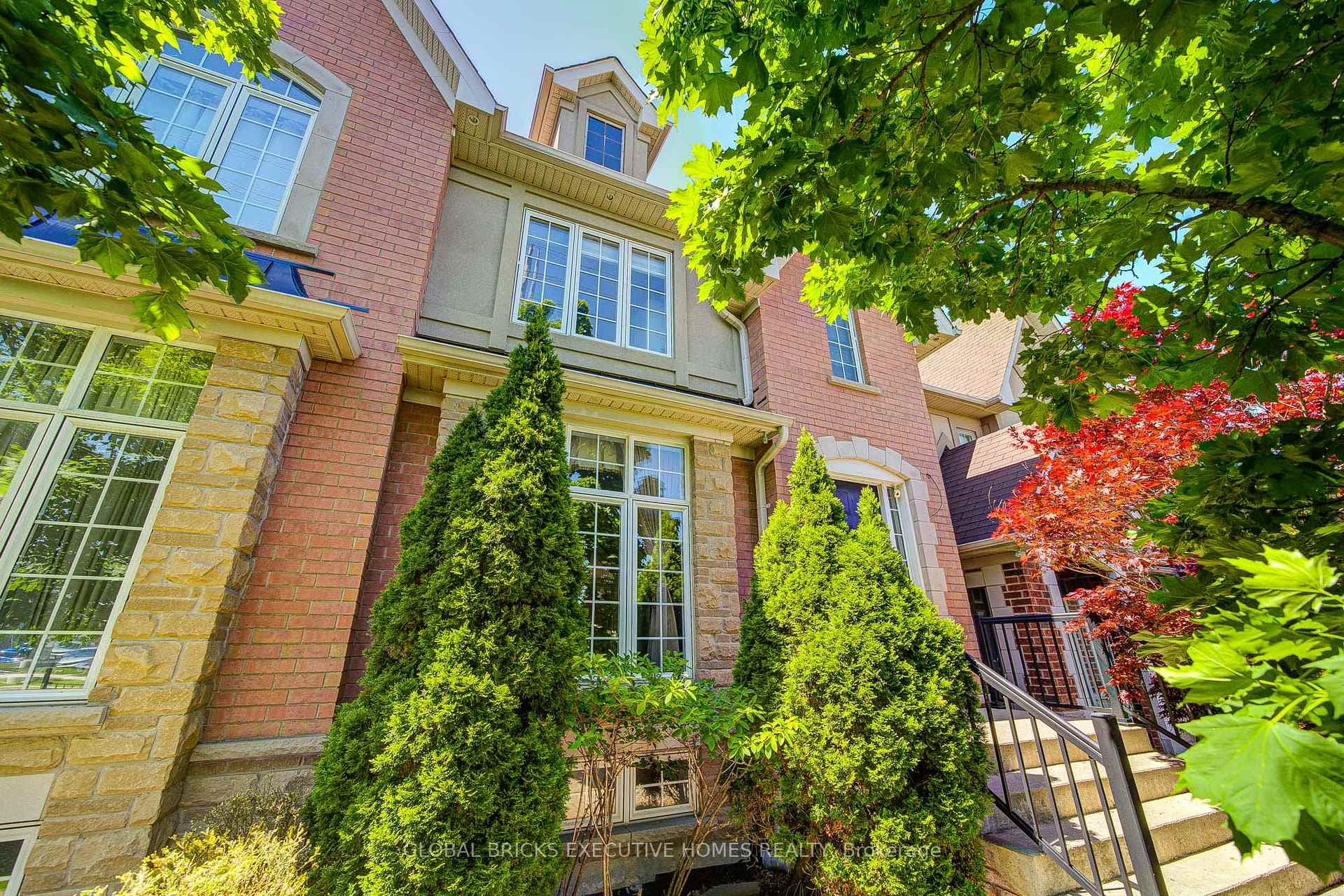 3885 Eglinton Avenue
