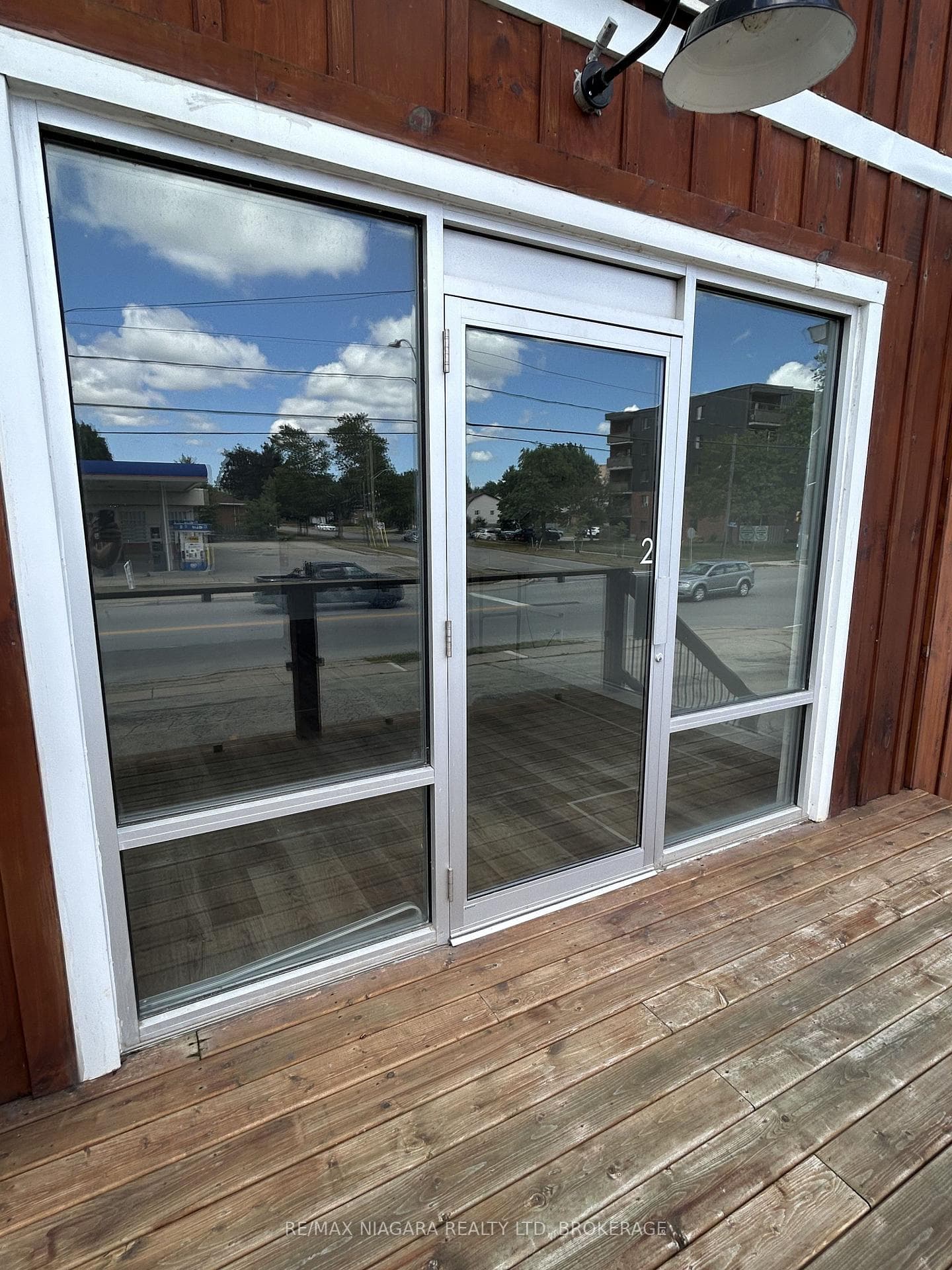 335 Wellington Street Unit 2
