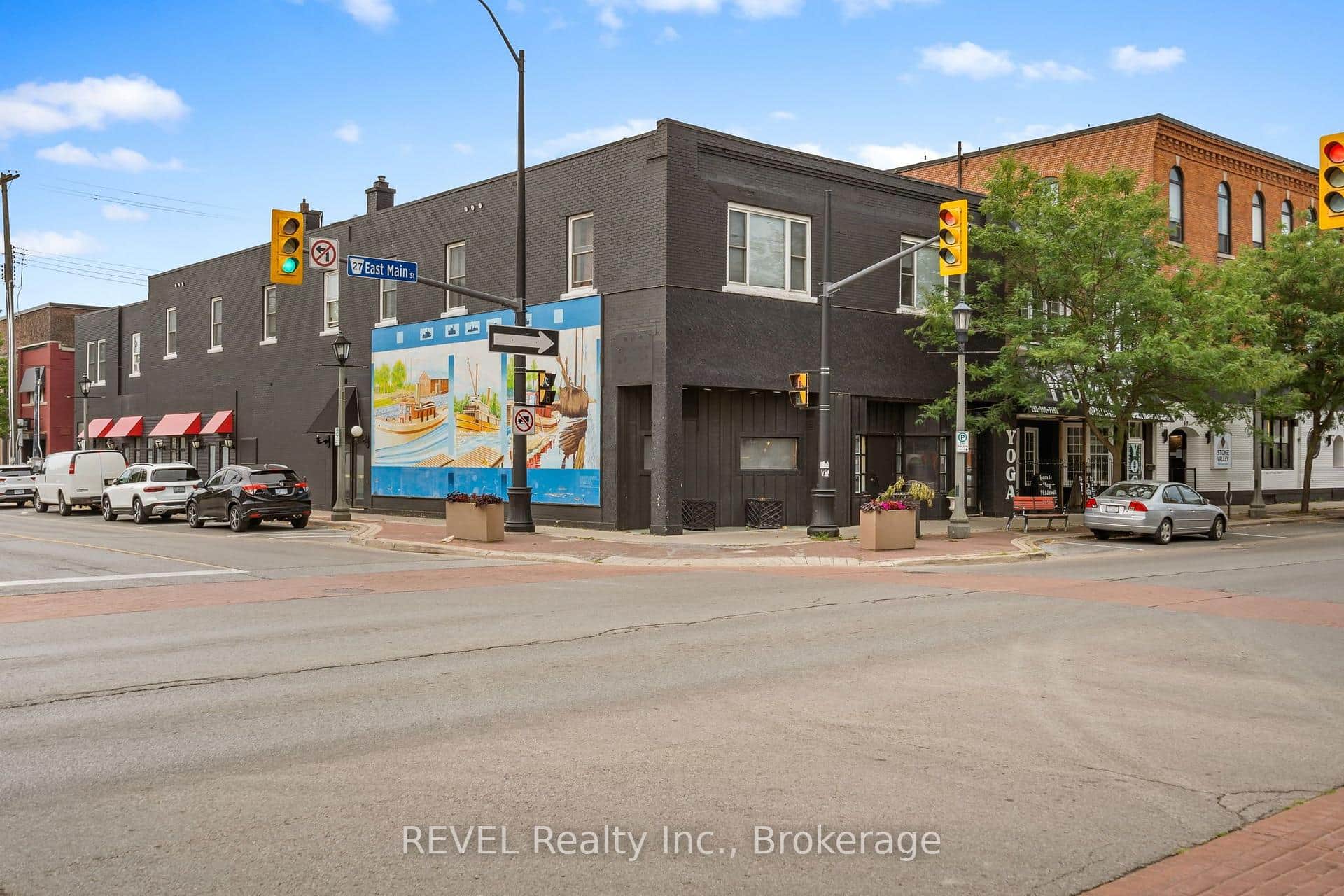 77 East Main Street