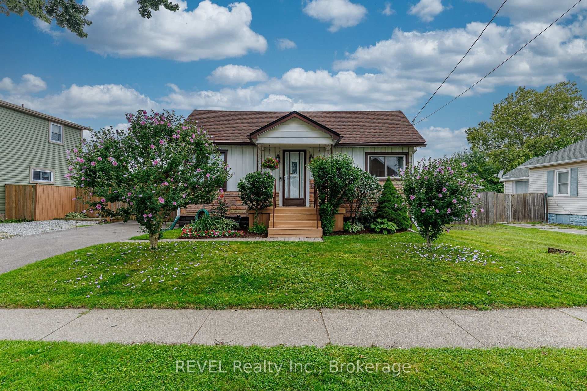 66 Semley Avenue