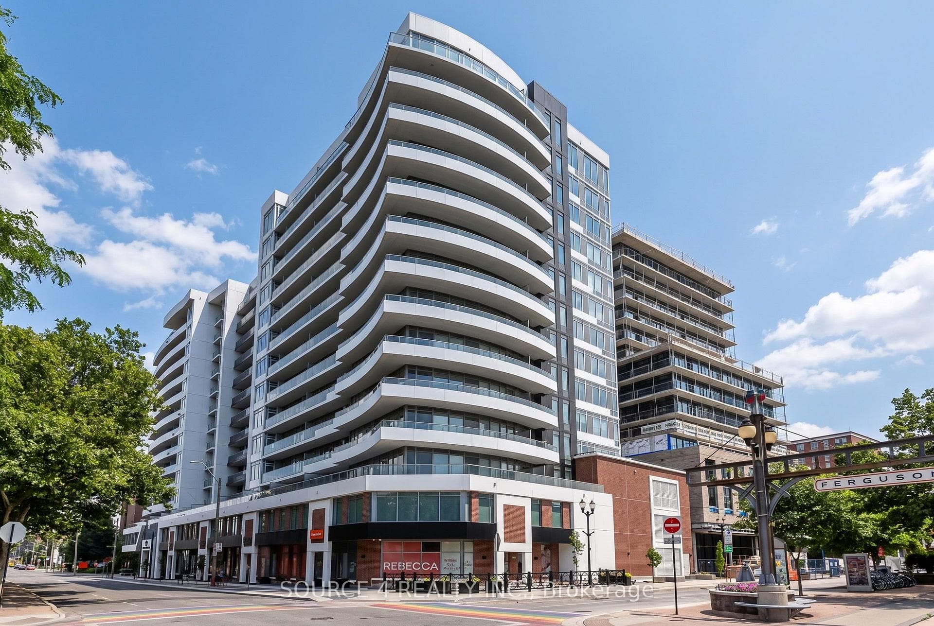 212 King William Street Unit 815