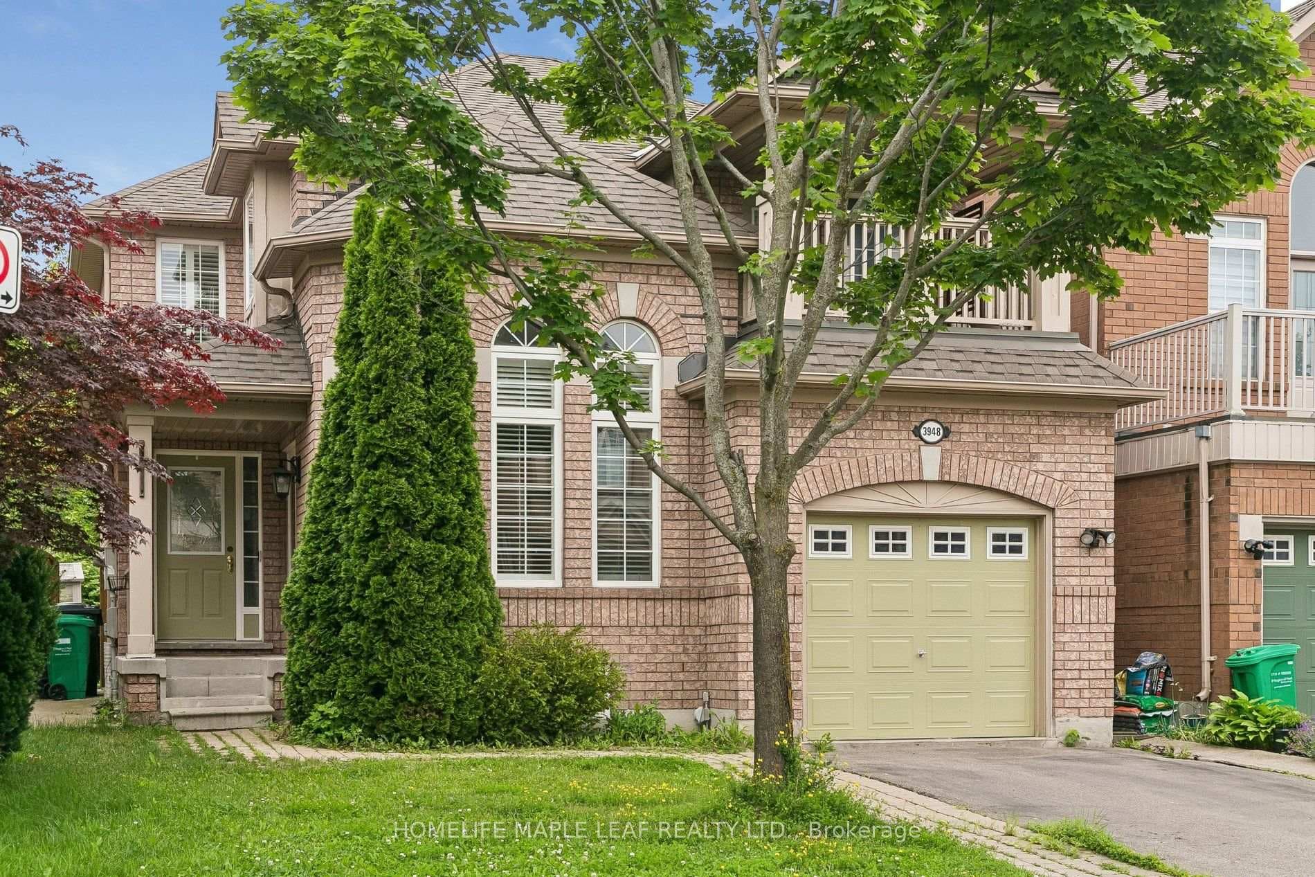 3948 Deepwood Heights