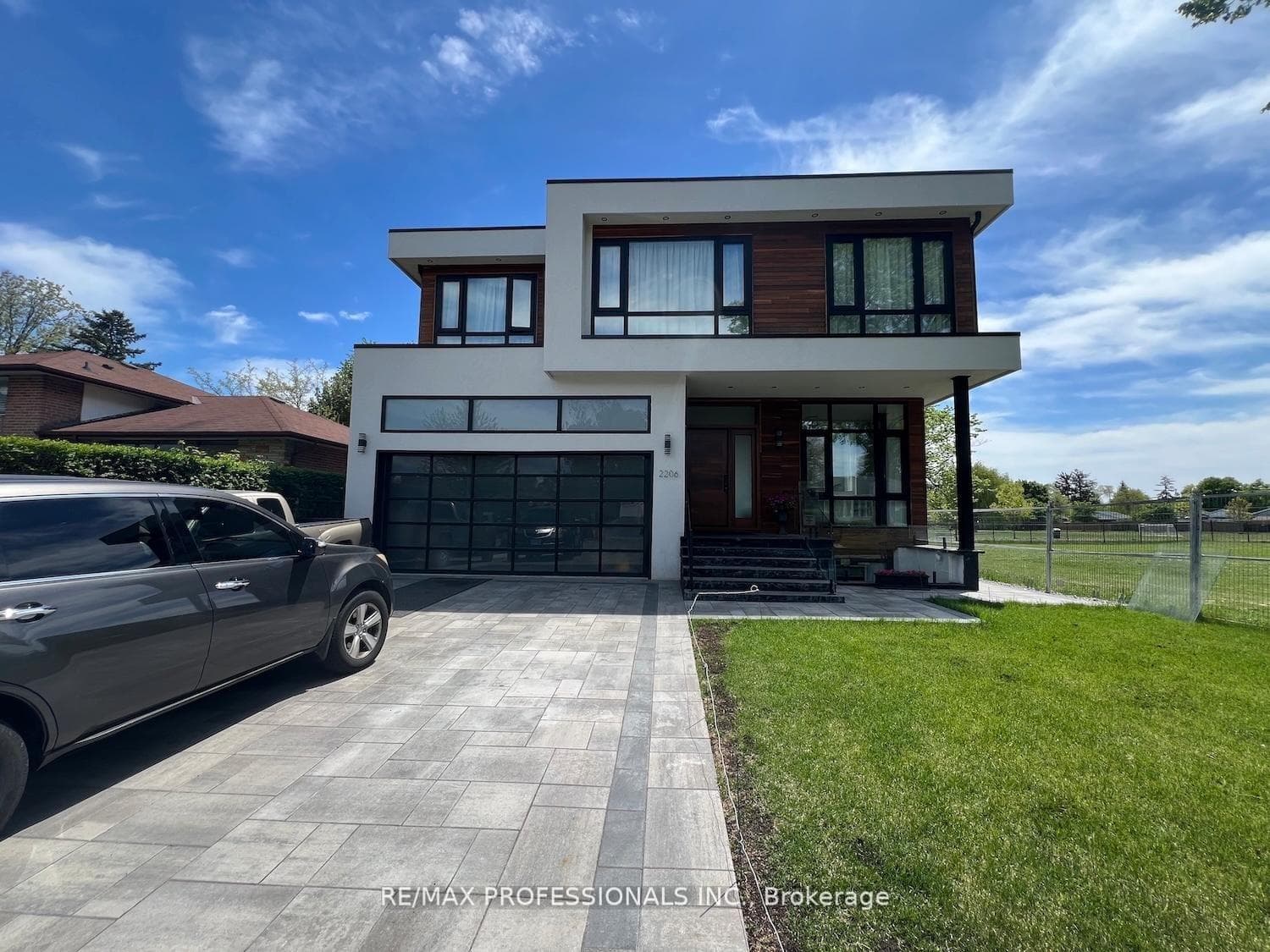 2206 UTLEY Road