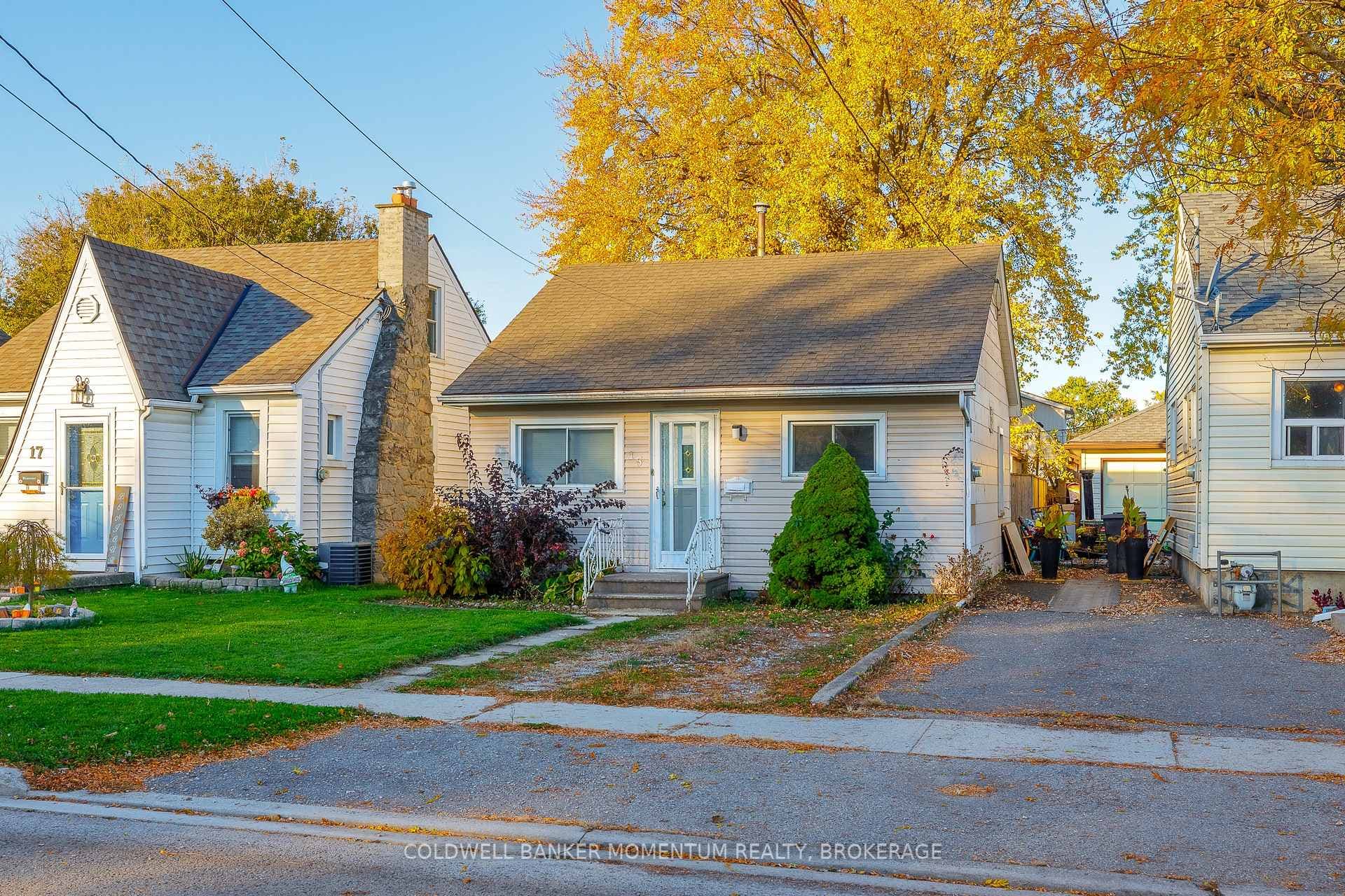 15 Wallace Avenue
