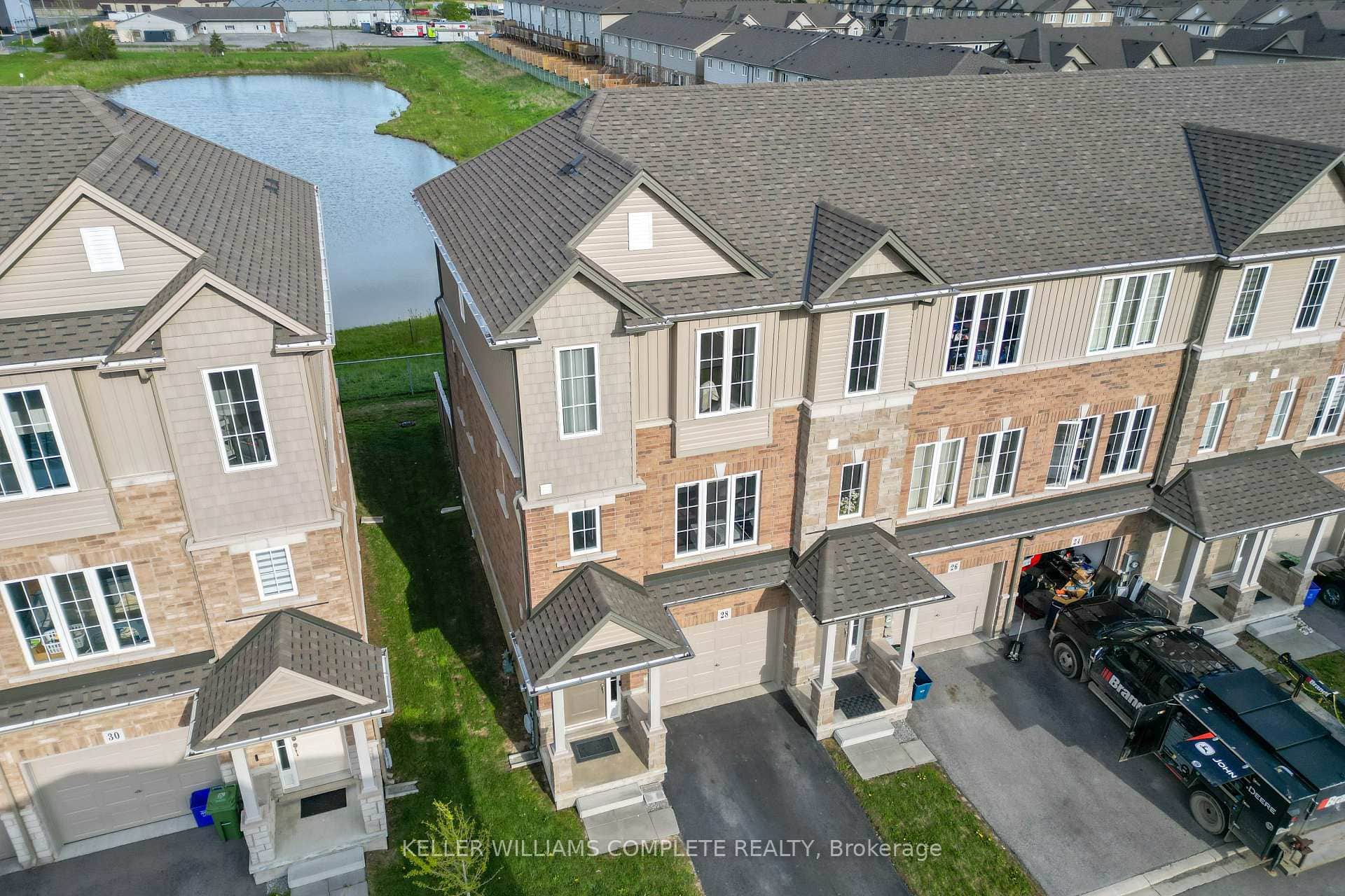 28 CANARY GRASS Boulevard
