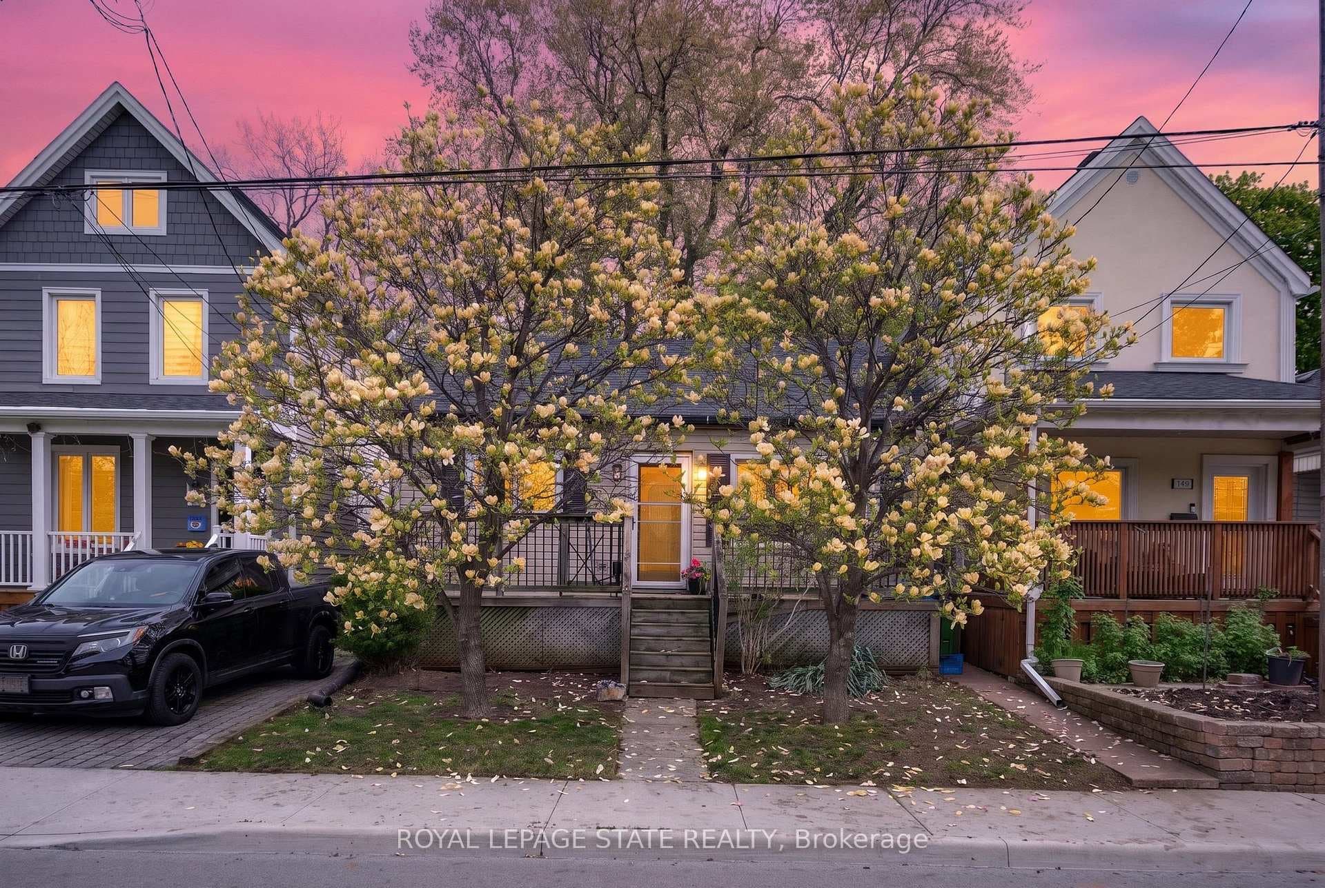 147 Strachan Street