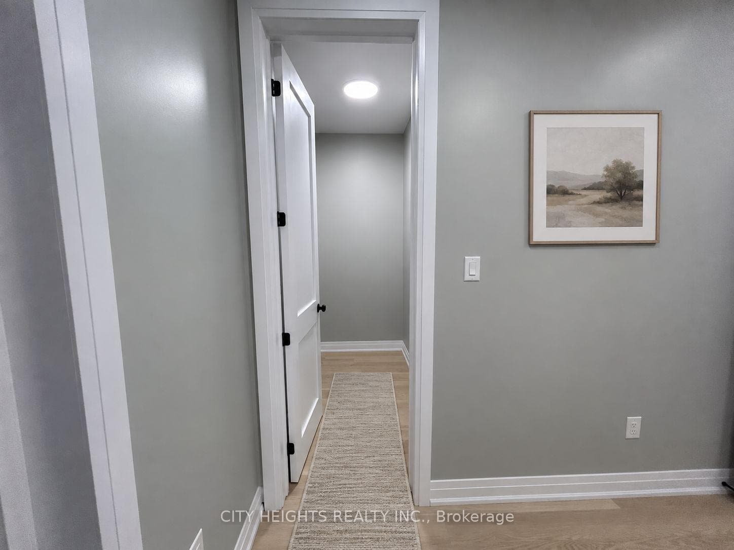 10 Robins Avenue Unit 3