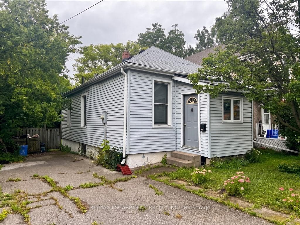 28 Brantdale Avenue