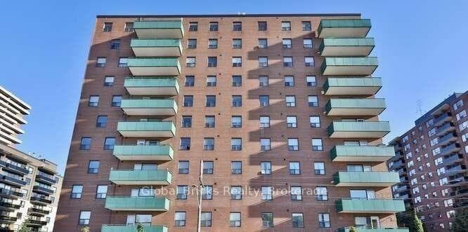 49 Queen Street Unit 501