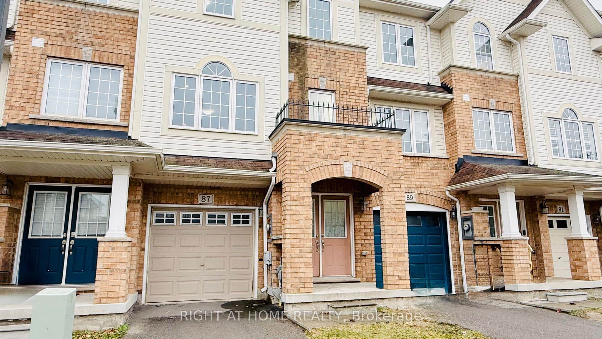 87 Mayland Trail