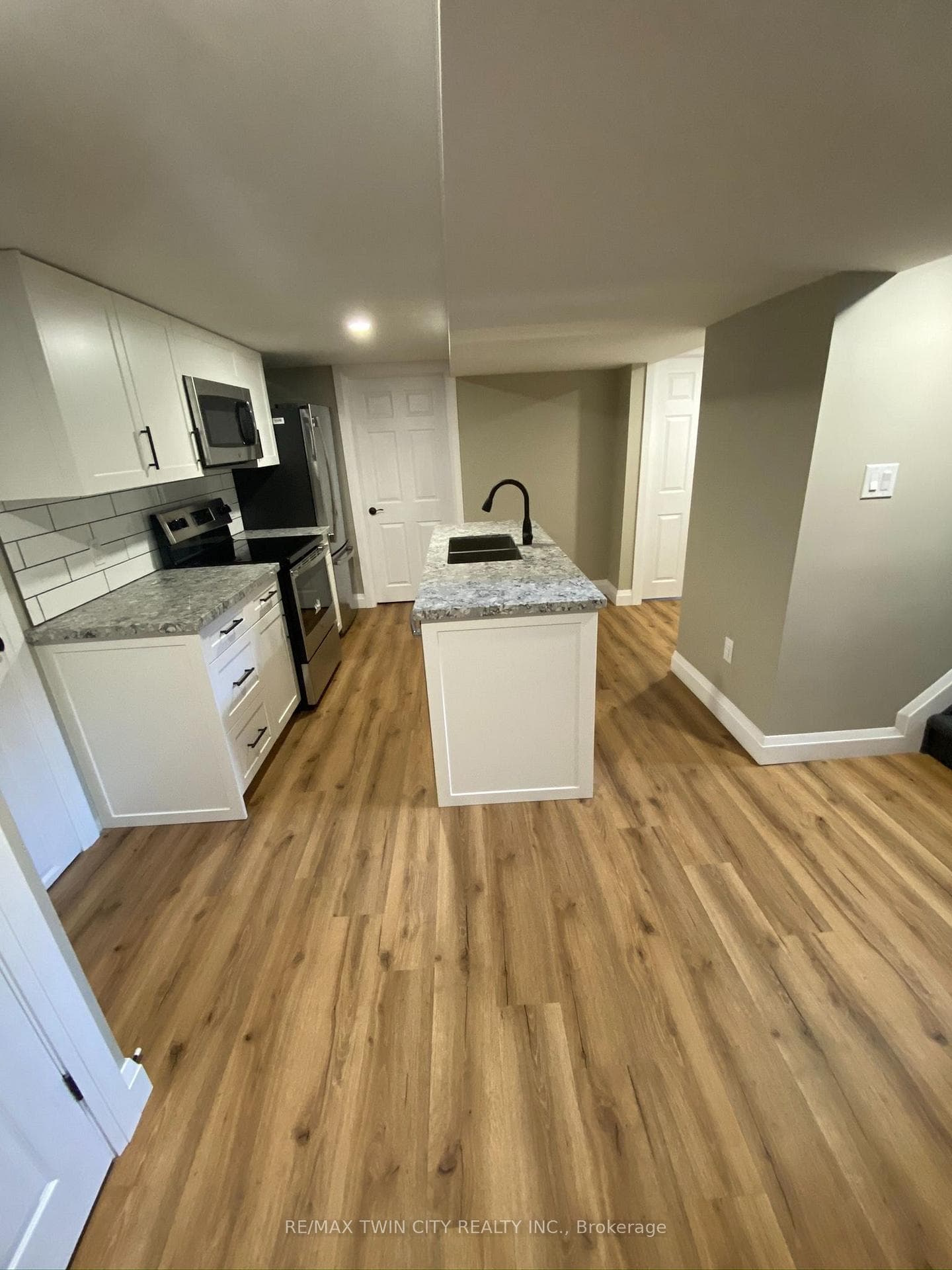 25 Hickery Place Unit Basement