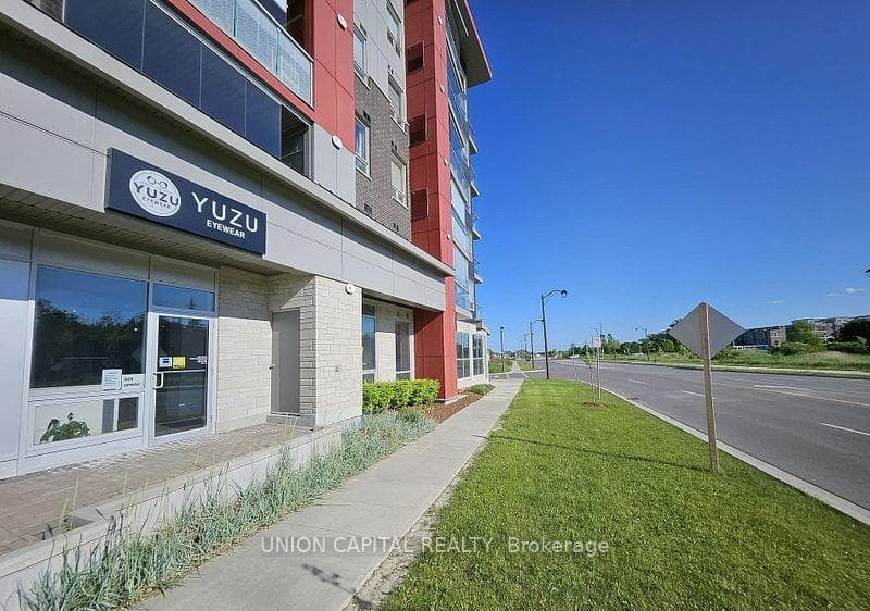 3380 Bur Oak Avenue Unit 8