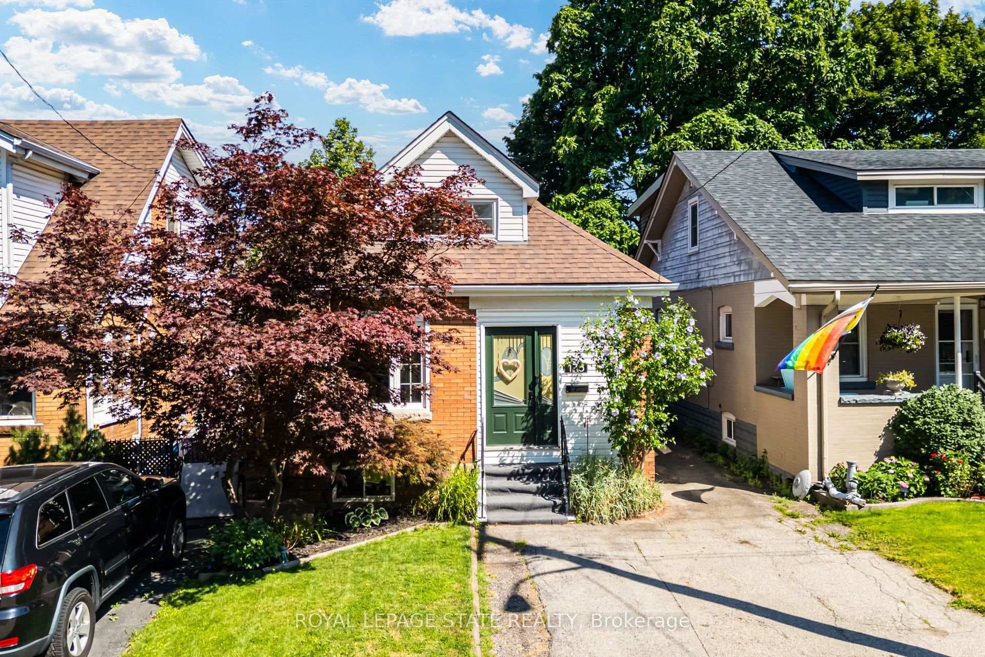 175 Rosslyn Avenue
