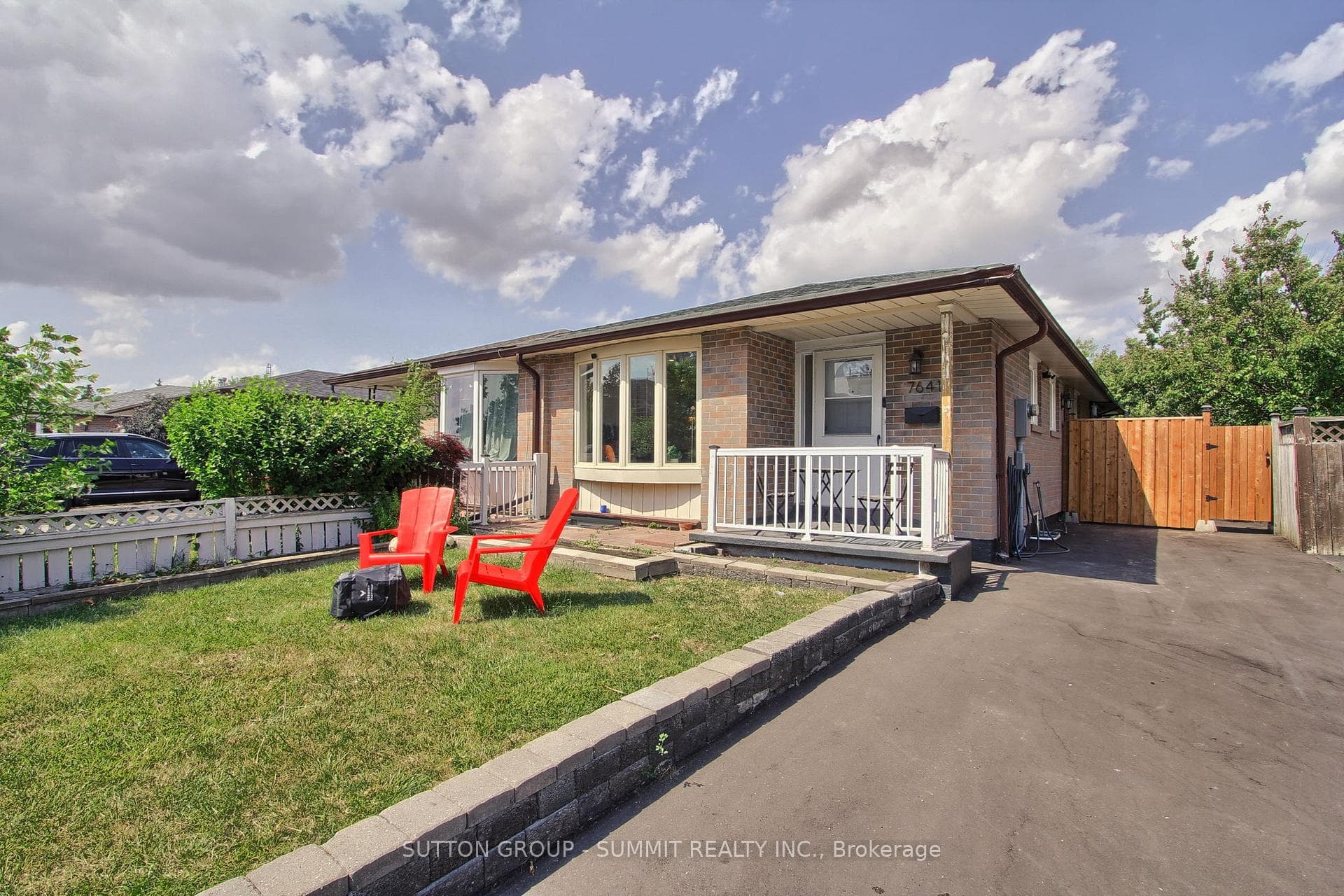 7641 ANAKA Drive