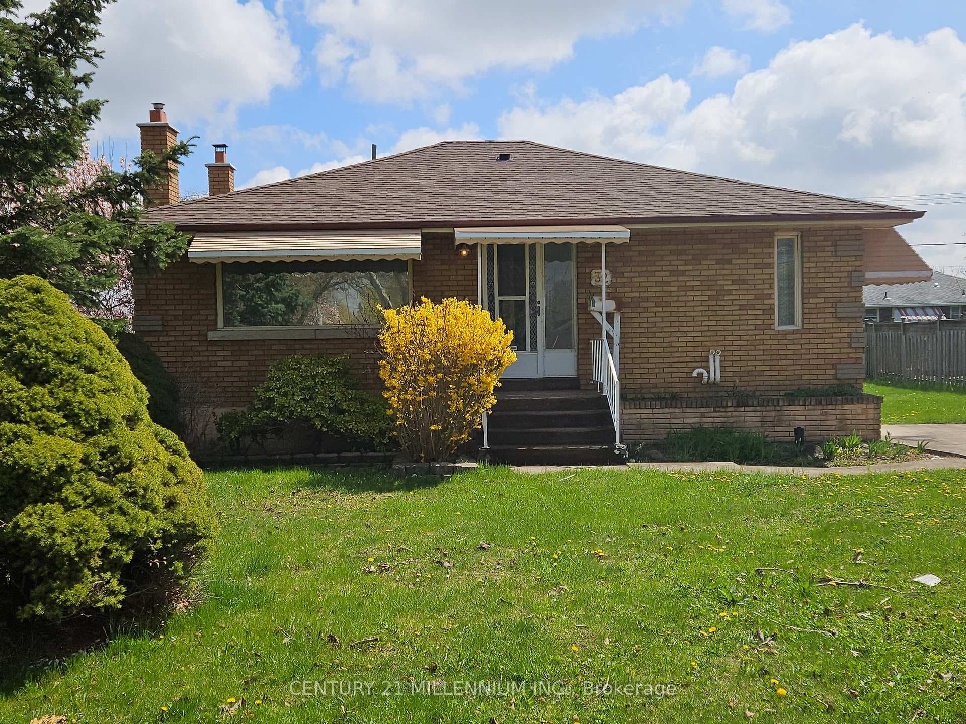 32 Stewart Avenue Unit Upper