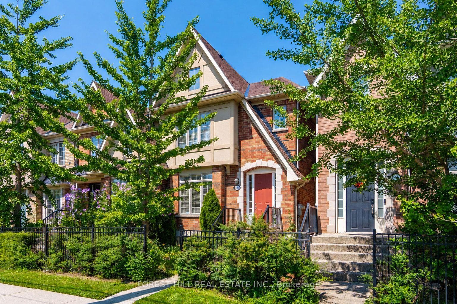 3549 Eglinton Avenue