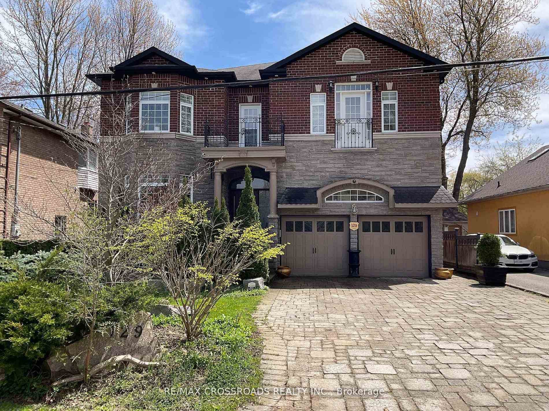 129 Lakeland Crescent