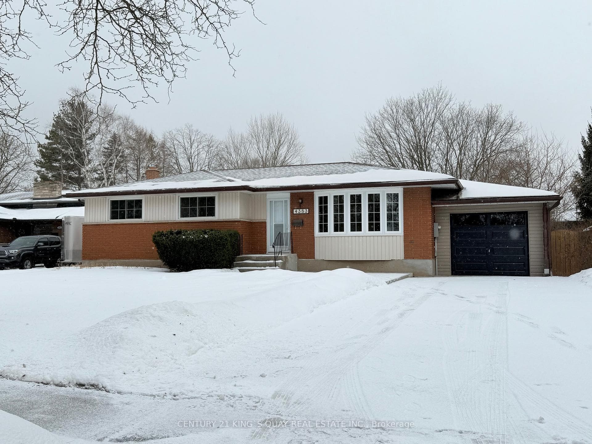 4383 Petrie Court Unit Upper