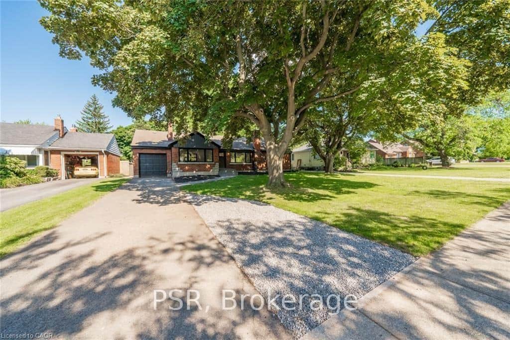 5678 Woodland Boulevard Unit Lower