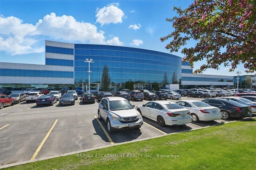1100 South Service Road Unit 109A