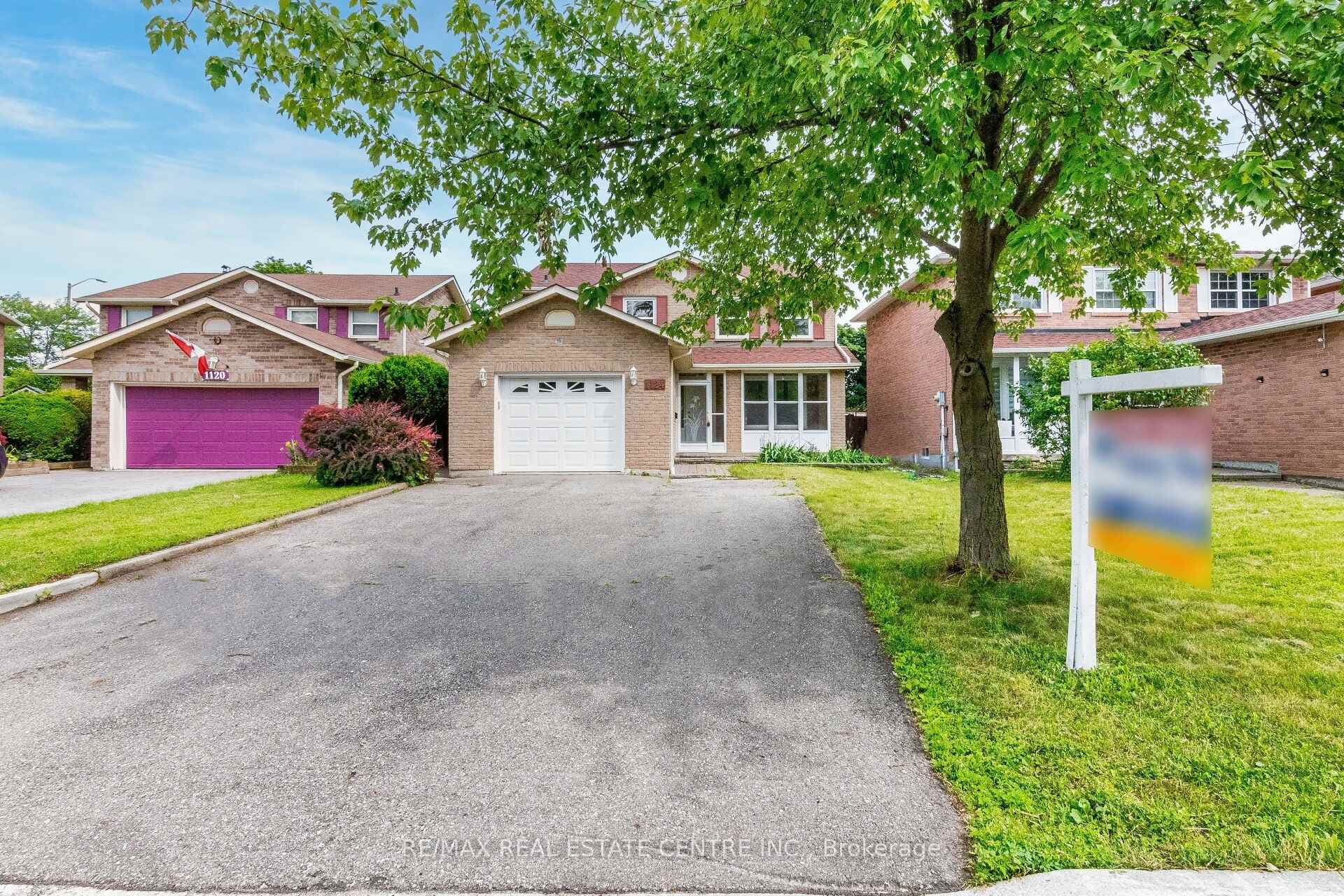 1124 Shagbark Crescent