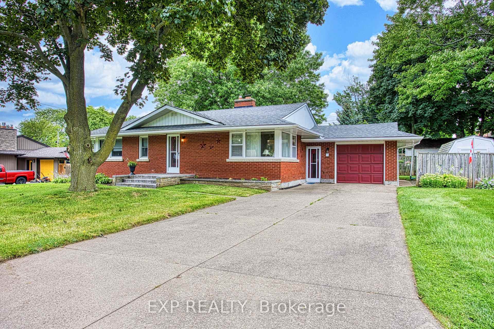 6 Cherrywood Avenue