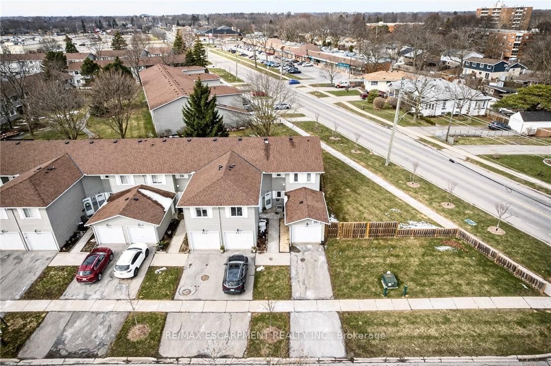 201 DORCHESTER Boulevard Unit 101