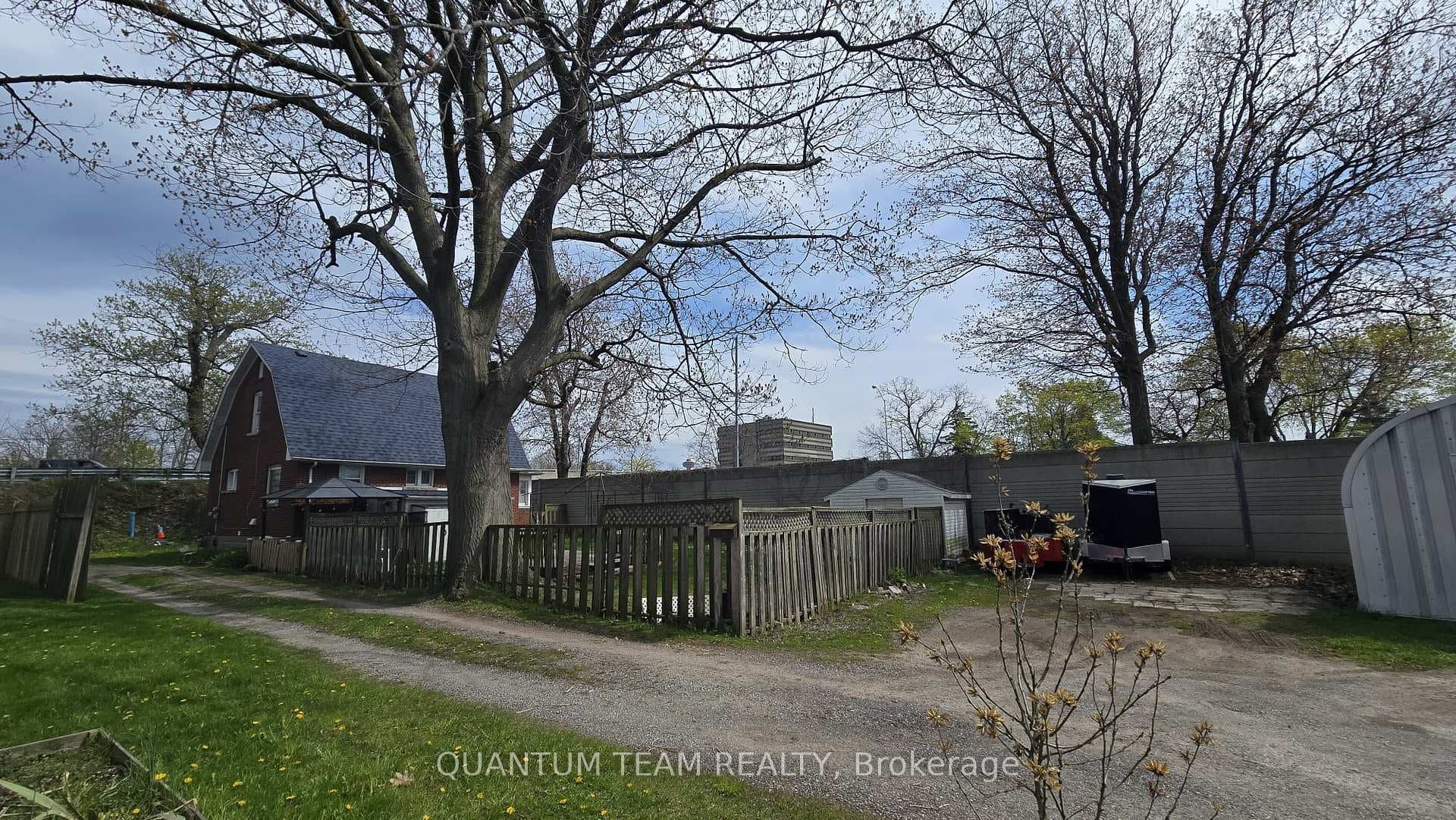 5365 Portage Road