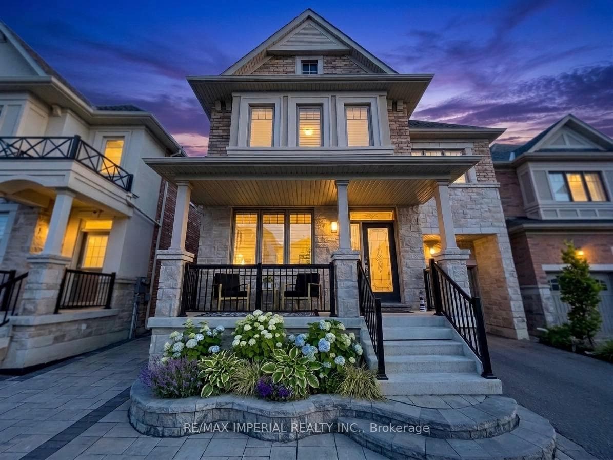3 Collier Crescent
