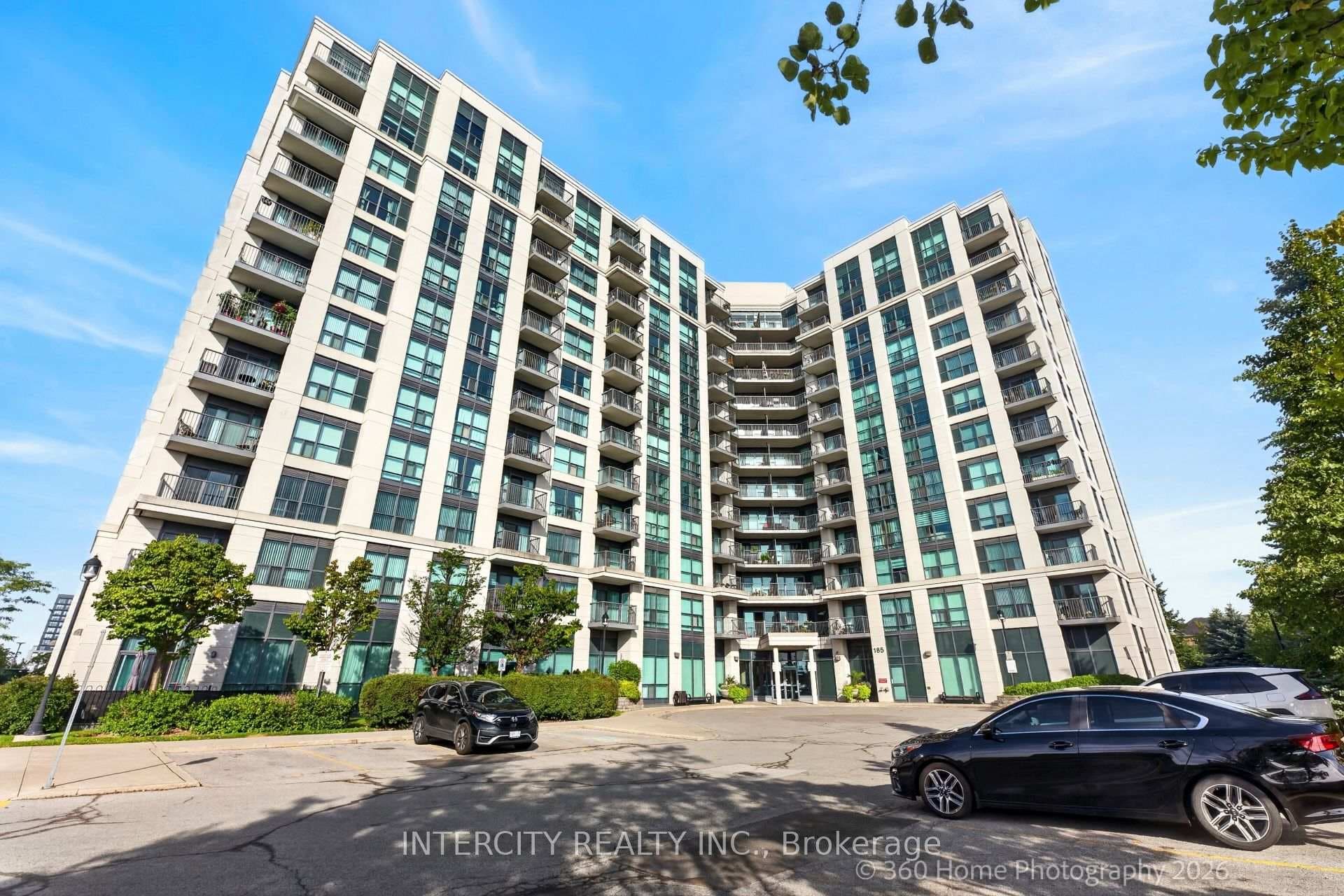 185 Oneida Crescent Unit PH08