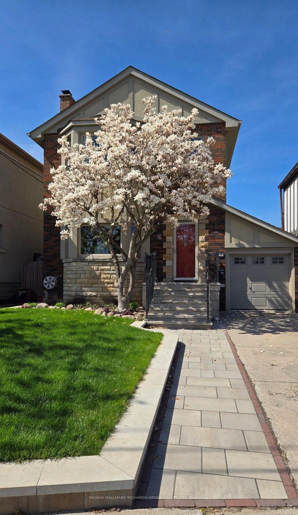 306 Westwood Avenue