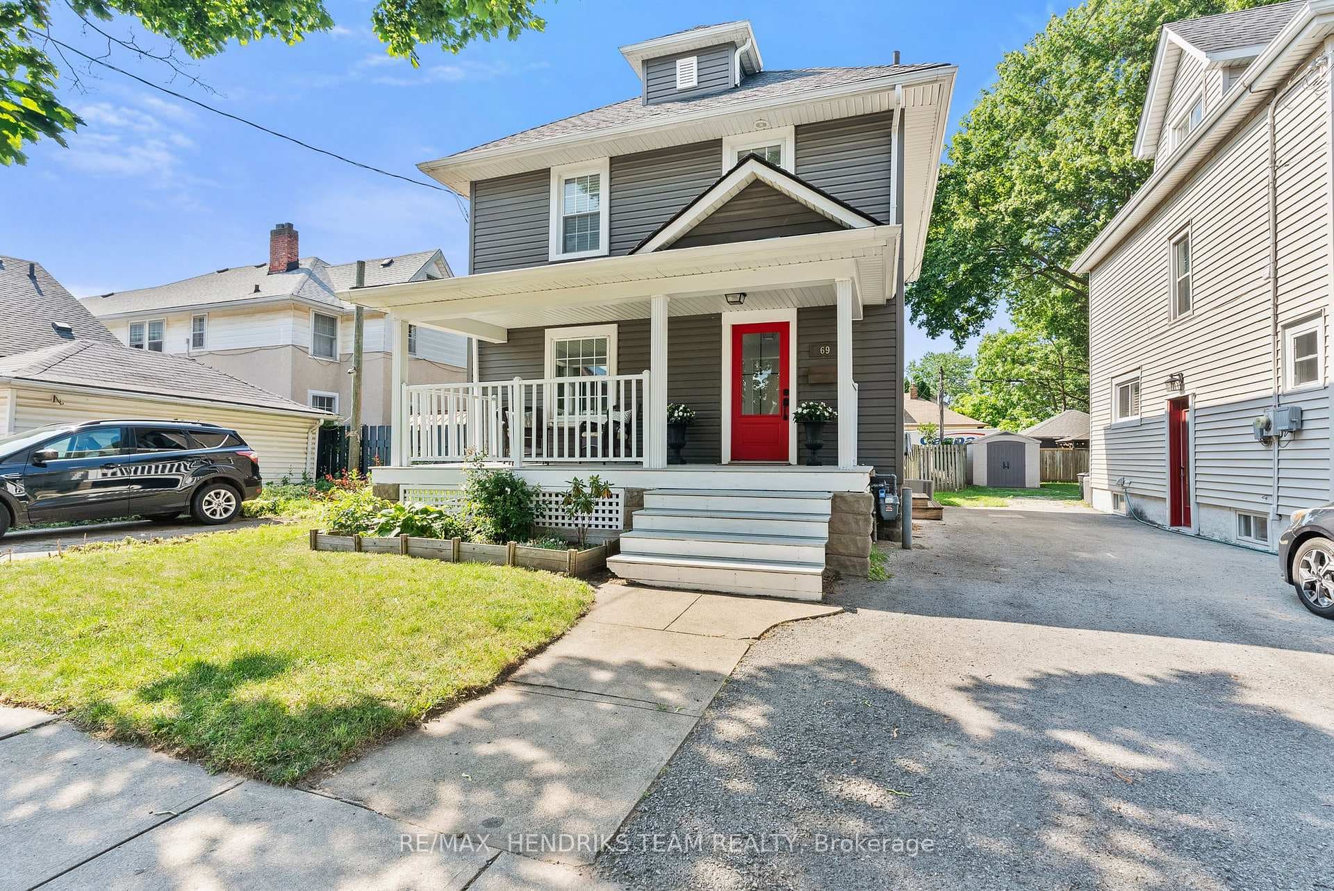 69 Chaplin Avenue